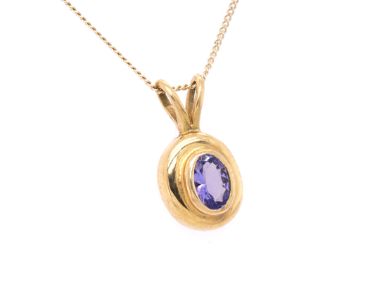 BJC® 18ct Yellow Gold Natural Tanzanite Oval Rub Set Pendant & Necklace P2