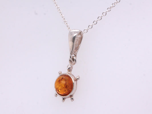 Sterling Silver Giant Tortoise Amber Set Pendant & Necklace