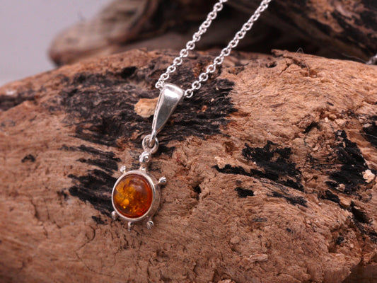Sterling Silver Giant Tortoise Amber Set Pendant & Necklace 925 High Quality