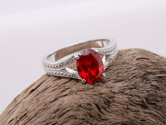 INCREDIBLE Sterling Silver 925 Oval Garnet & Diamond Solitaire Engagement Accented Ring Size N