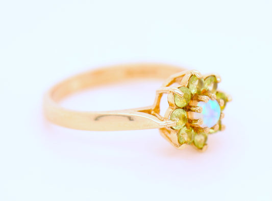 BJC® 9ct Yellow Gold Peridot & Opal Cluster Size K Engagement Ring R145