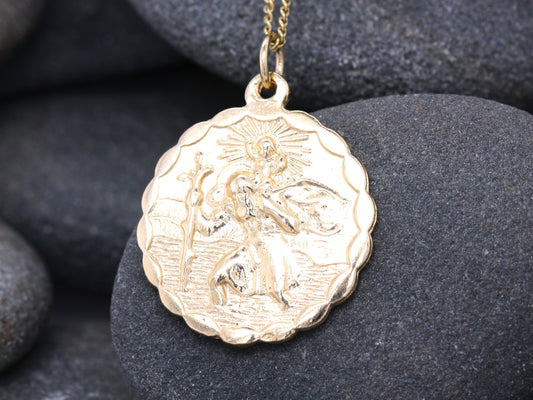 BJC® 9ct Yellow Gold St Saint Christopher Pendant / Medallion Travel Necklace