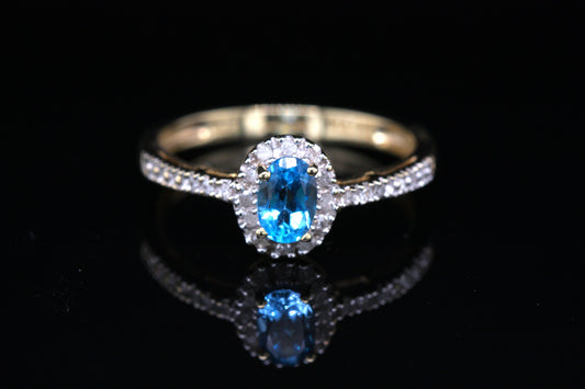 9ct Yellow Gold Blue Topaz & Diamond Cluster Ring Size O British Made