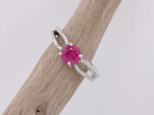 BJC® 18ct White Gold Ruby & Diamond Solitaire Size L Engagement Dress Ring R12