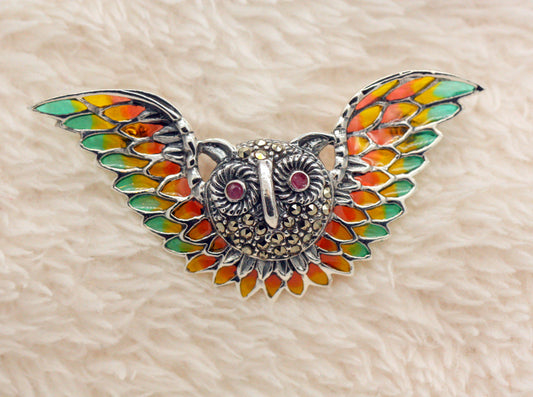 Handmade 925 Sterling Silver Plique-à-jour Enamelled Ruby Marcasite Brooch Owl in Flight BR5