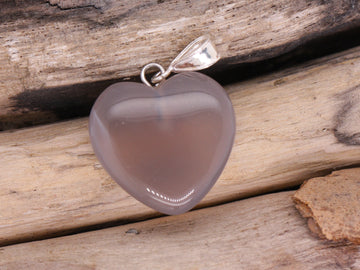 Sterling Silver Natural Grey Agate 20mm Love Heart Pendant & Necklace