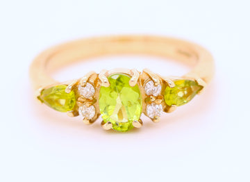 BJC® 9ct Yellow Gold Peridot & Diamond Cluster Size O Engagement Dress Ring R141