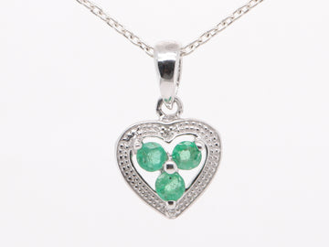 Sterling Silver Natural Emerald Diamond Heart Cluster Pendant & Necklace