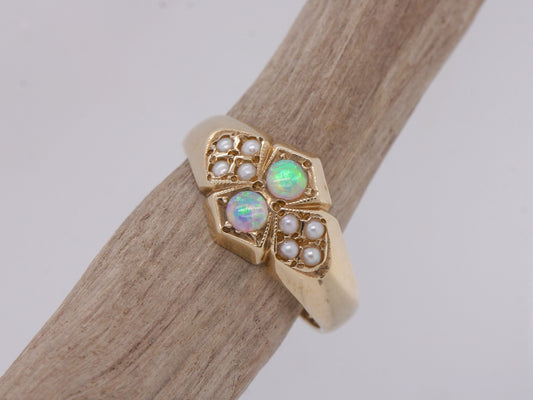 BJC® 9ct Yellow Gold Natural Opal & Pearl Size M Gothic Style Dress Ring R185