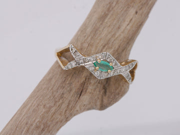 BJC® 9ct Yellow Gold Emerald & Diamond Cluster Size O Engagement Dress Ring R46