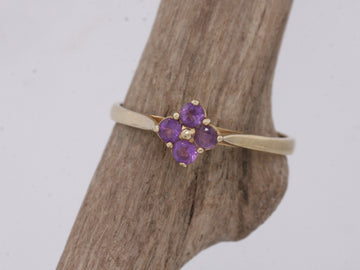 BJC® 9ct Yellow Gold Amethyst 4 Stone Cluster Solitaire Engagement Ring R257