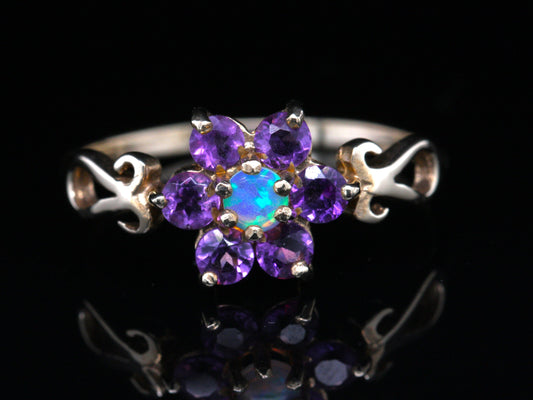 BJC® 9ct Yellow Gold Amethyst & Opal Daisy Flower Cluster Dress Ring R275