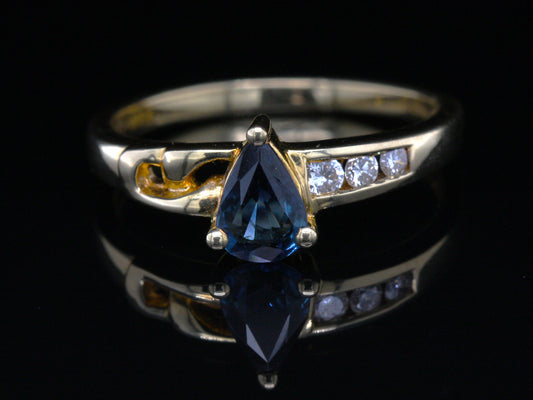 BJC® 18ct Yellow Gold Sapphire & Diamond Pear Size M Engagement Dress Ring R277